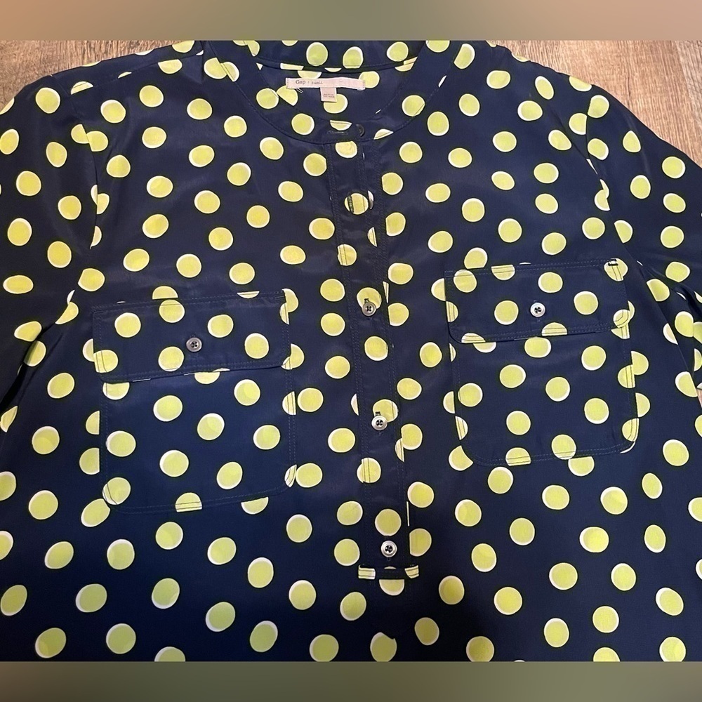 Gap Polka‎ Dot Blouse Women's Size S - Picture 2 of 10